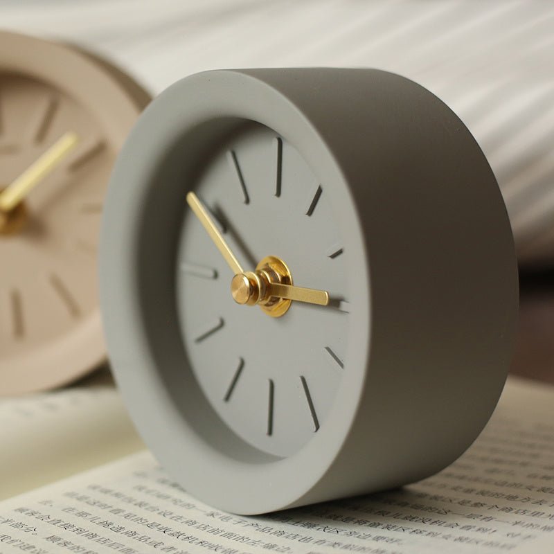 Industrial Style Modern Minimalist Cement Silent Desk Clock